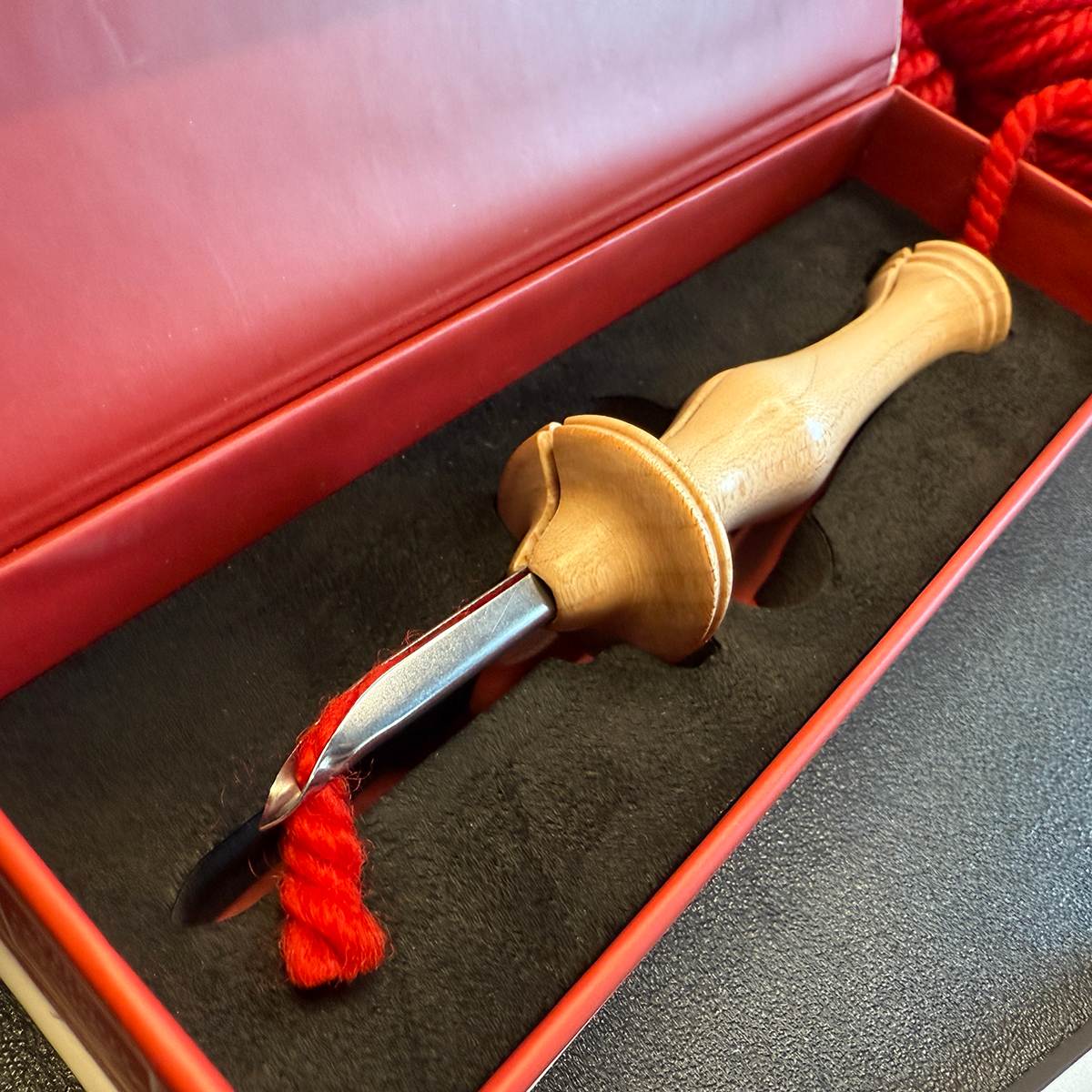 #10 Oxford Punch Needle - Regular Point Natural Wood