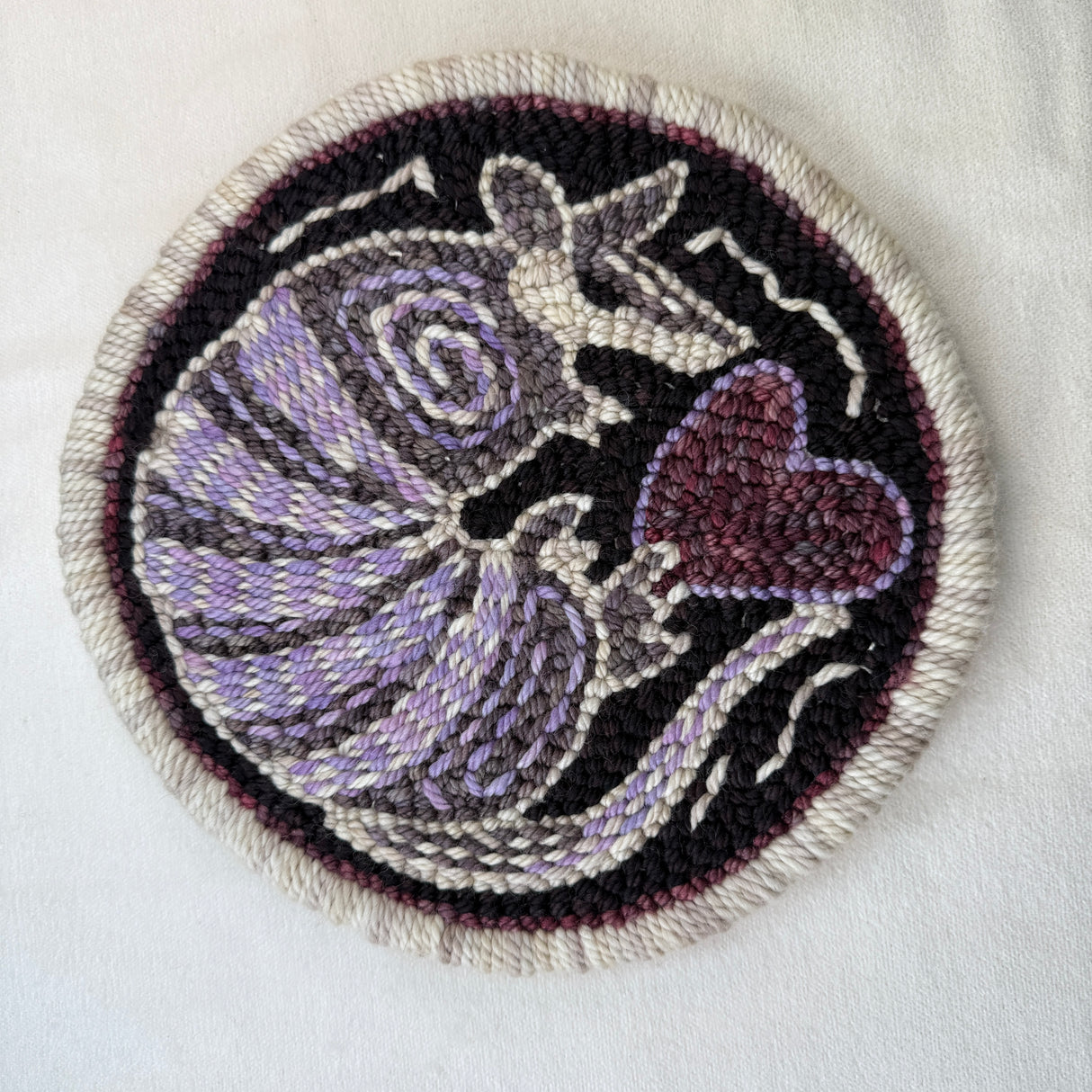 9" Trivet Round Traced Pattern: "I Love Armadillos"